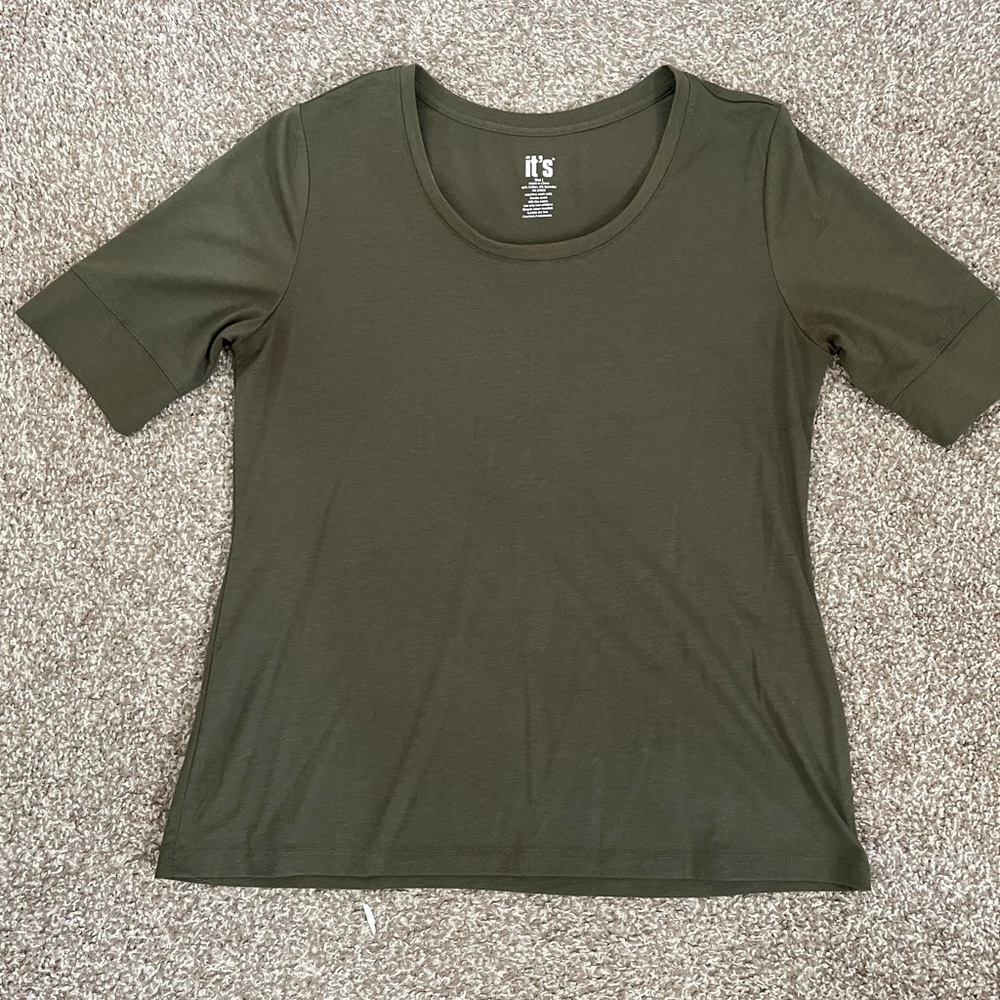 It’s Fashion Olive Green Tee LARGE